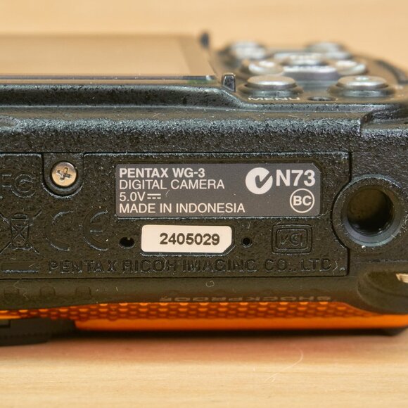 Pentax Optio WG-3 / 16MP Waterproof Digital Camera / Orange / Tested - Picture 10 of 11